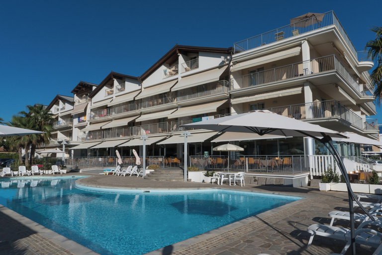Exterior & Views, Residence Roseto Pool Seaview Abruzzo, Teramo