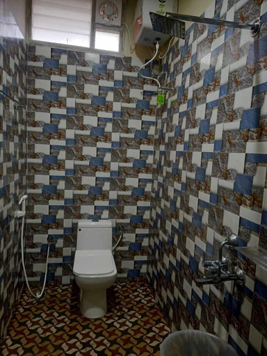 Bathroom 5, MISTY VALLEY INN, Dindigul