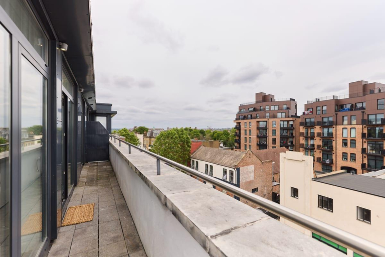 Others 4, The Harlesden Wonder - Captivating 3BDR Flat, London