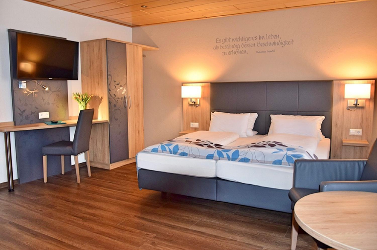 Others 5, Cafe-Hotel Altreuter, Donau-Ries