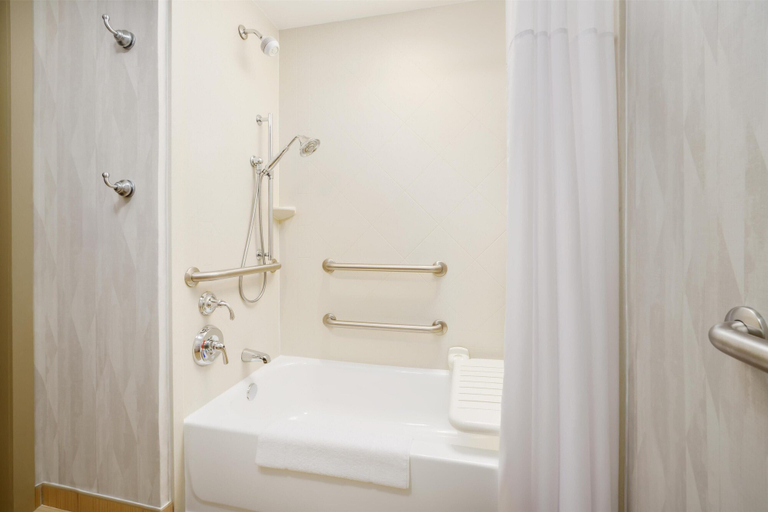Bathroom 4, Hampton Inn by Hilton Chicago-Midway Airport, Cook