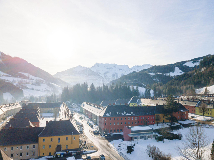 Others 2, Snug apartment with balcony No Deposit, Leoben