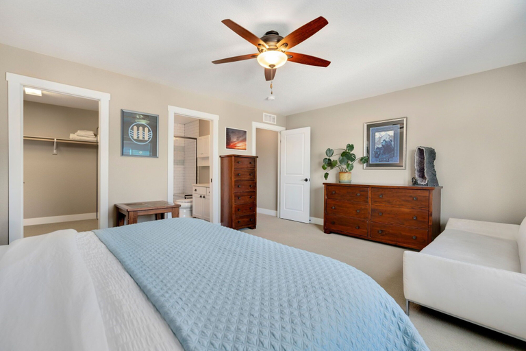 Bedroom 3, Old Town Escape w/ King Bed, Dog-friendly, Larimer