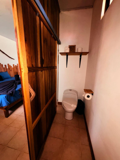 Bathroom 3, Drift Away Lodge, Santa Cruz