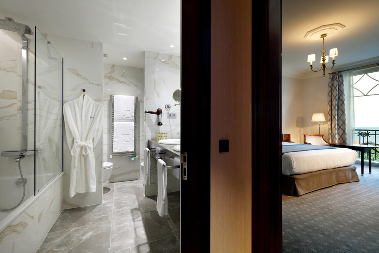 Bedroom 2, Hotel Real, Cantabria