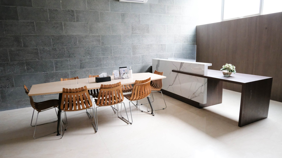 Others 4, Homey and Warm Studio No Kitchen The City Square Surabaya Apartment By Travelio, Surabaya