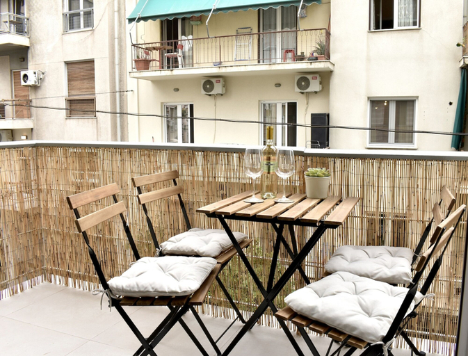 Room 2, Siga-siga Luxury Acropolis Apt, Attica
