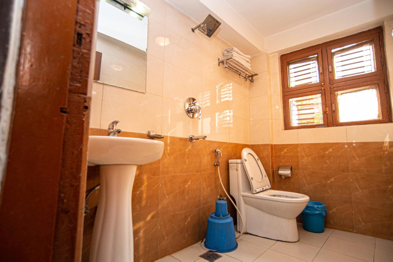 Bathroom 4, Hotel Holiday Regency, Bagmati
