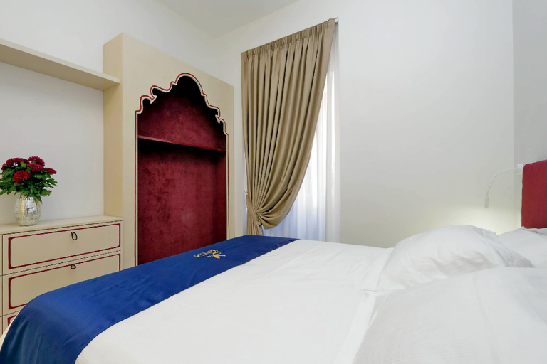 Bedroom 2, Vatican Family Romantic Suite, Rome