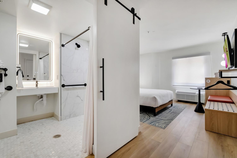 Bedroom 3, BOB Hotels Tallahassee - Boutique on Budget, Leon