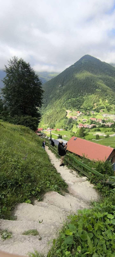 Others 5, Maneviga Pansiyon, Çaykara