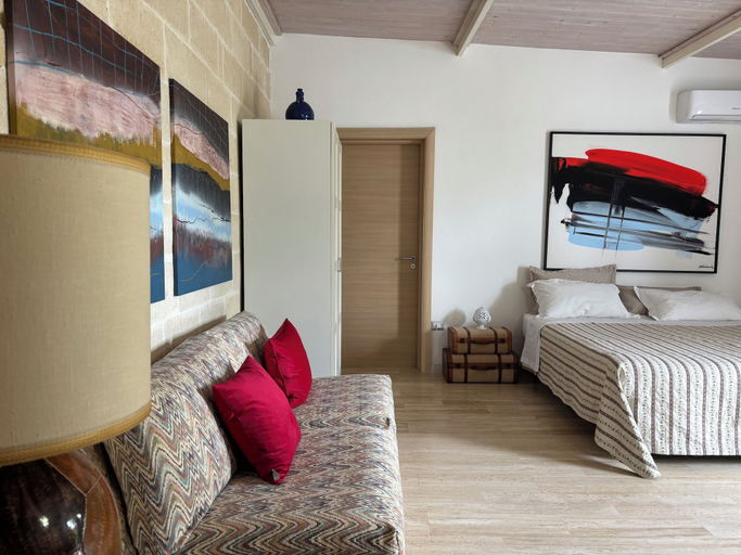 Bedroom 5, Mazzara Farm, Taranto