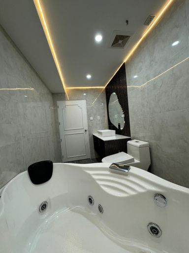 Others 5, MPT Suites, Makati City