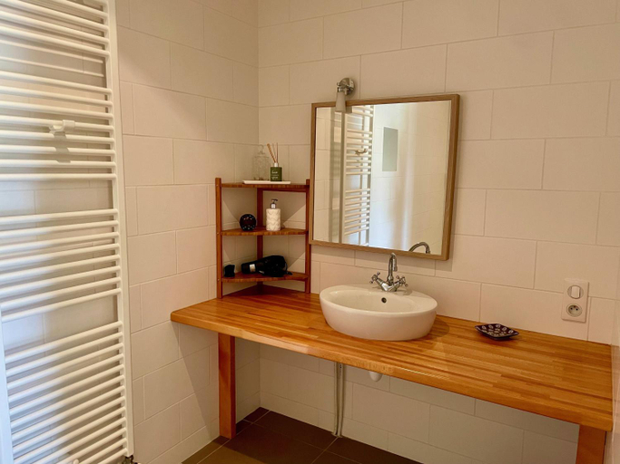Bathroom, Chambre a Avot Bourgogne avec piscine, Côte-d'Or