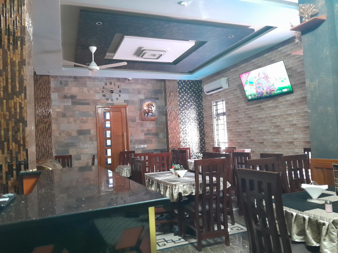 Food & Drinks 5, MAZOLA DIAMOND HOTEL, Ilala