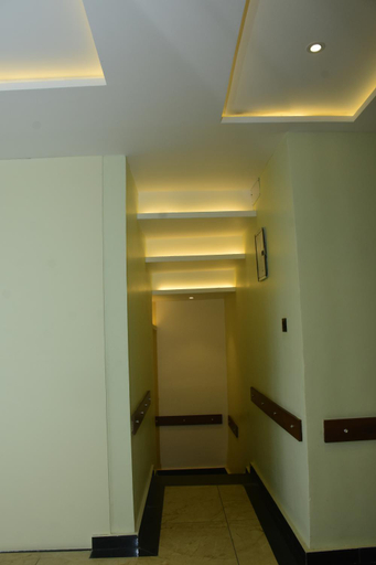 Others 5, Hotel Laxmi Niwas, Dhar