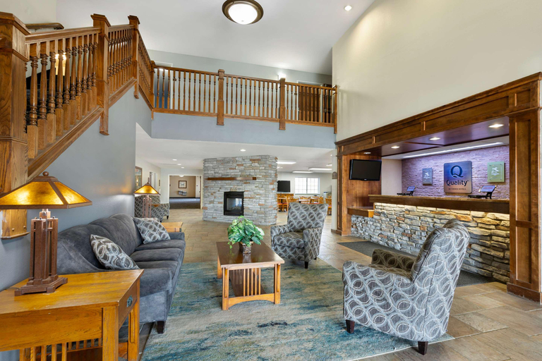 Public Area 5, Quality Inn Suites Keokuk Area, Lee