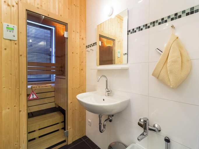 Bathroom 3, Apartment in Leogang near Ski Slope, Zell am See