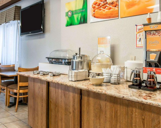 Others 5, Quality Inn Upper Sandusky, Wyandot