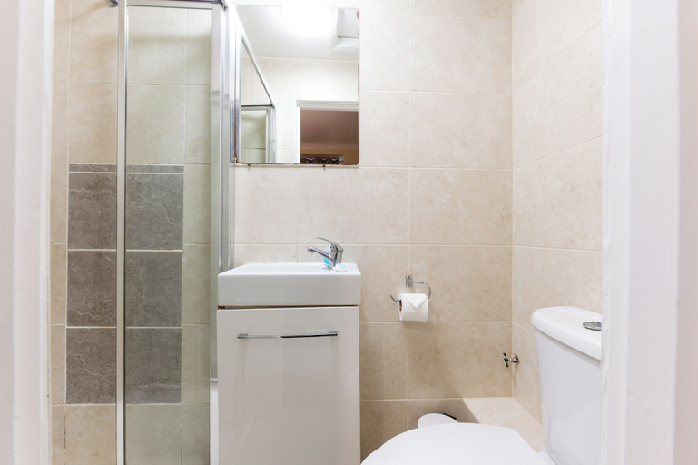 Bathroom 4, Astoria Hotel, London