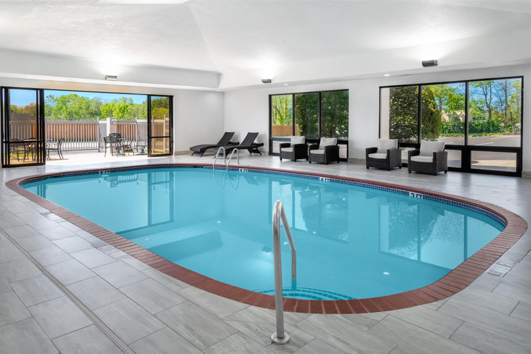 Sport & Beauty 2, DoubleTree by Hilton Springdale, Washington