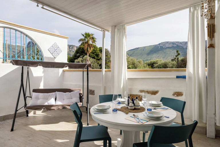 Others 2, Madre Terra Airport Rooms and Suites, Palermo