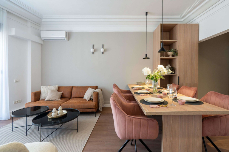 Room 2, Spacious 3BR by Cismigiu Gardens Calea Victoriei, Municipiul Bucuresti