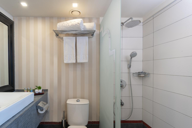 Bathroom 5, Herods Tel Aviv By The Beach