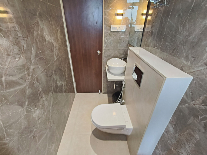 Bathroom 4, Hotel Manthan Stays, Thane