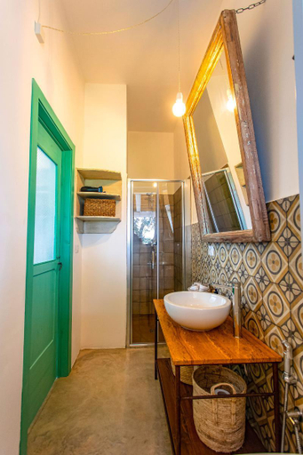 Bathroom 4, Masseria Ferarelli Trepizzi, Lecce
