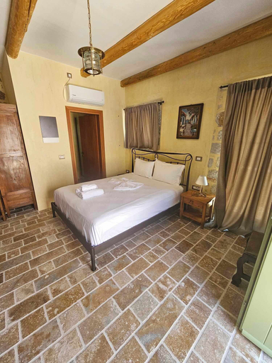 Bedroom 5, Arapis Rooms & Suites, Peloponnese