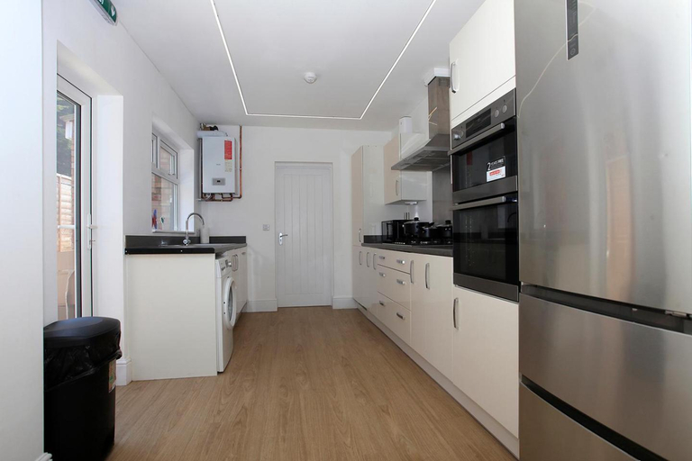 Others 5, Westfield House Ensuites - WHOLE, Peterborough