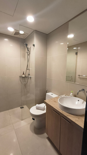 Bathroom 5, 3.5BR Setiabudi Sky Garden Apartment, Jakarta Selatan