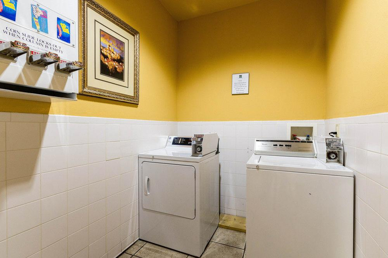 Bathroom 5, Econo Lodge Lubbock I-27, Lubbock