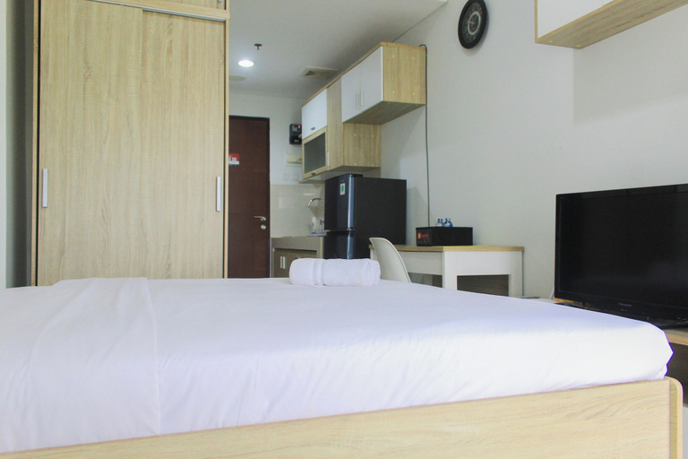 Bedroom, Cozy Studio at Springwood Residence Tangerang Apartment, Tangerang