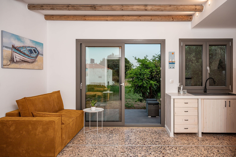 Room 5, Seaside Villa Angel - Samos Cozy Getaway, North Aegean