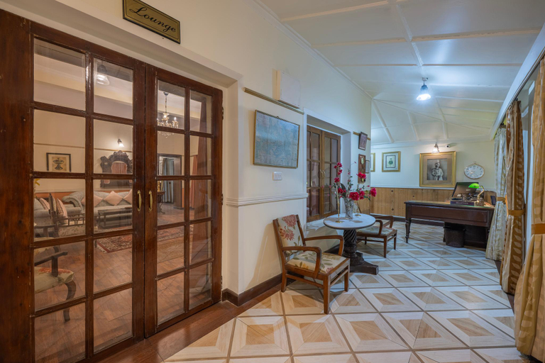 Public Area 2, Springfields - A Heritage place since 1902 by Eastlynn Experiences, Shimla