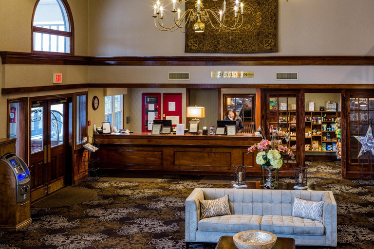 Public Area 2, The Colonial Hotel, Worcester
