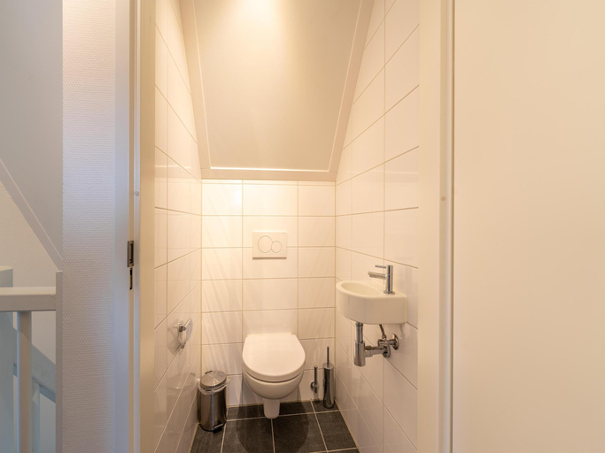 Bathroom 3, Cozy Retreat with parking, Tholen