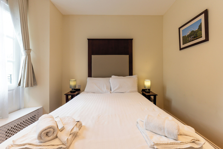 Bedroom 3, Belmont Hotel, London