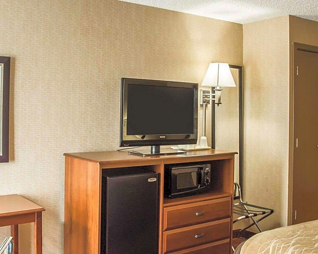 Public Area 4, Quality Inn Springboro West, Warren