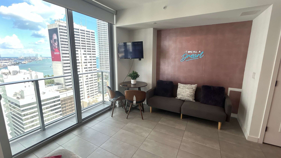 Room 4, Where the Skyline Sleeps Rooftop Pool Gym, Miami-Dade
