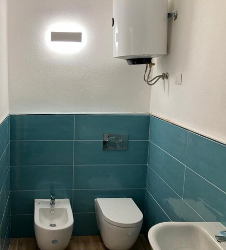Bathroom 4, Affittacamere L'Appusentu, Sassari
