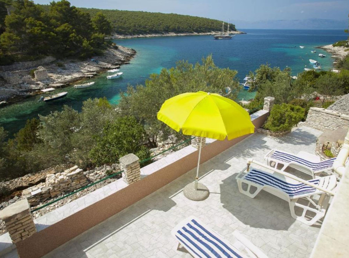 Others 4, House B - 45m From the Sea, Vela Luka