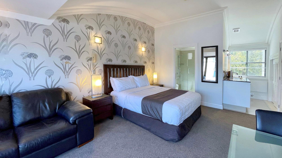 Bedroom 2, The Waterfront Apartments, Queenstown-Lakes