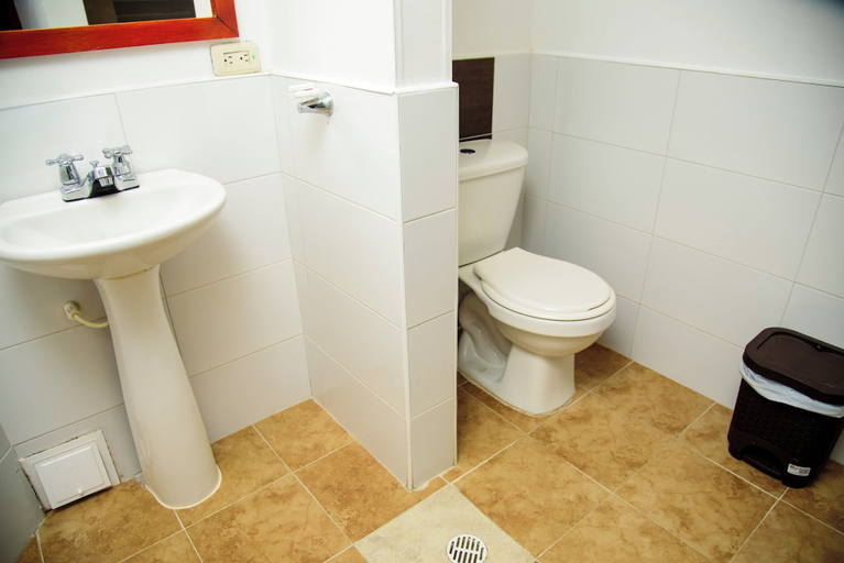 Bathroom 4, HOTEL MONCHUELO SPA, San Gil