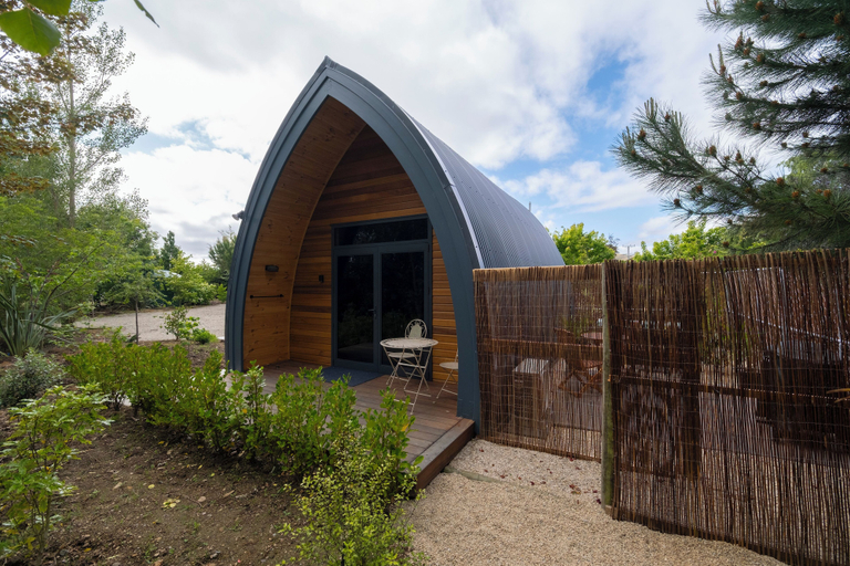 Exterior & Views 2, Benger Garden Cafe & Chalets, Central Otago