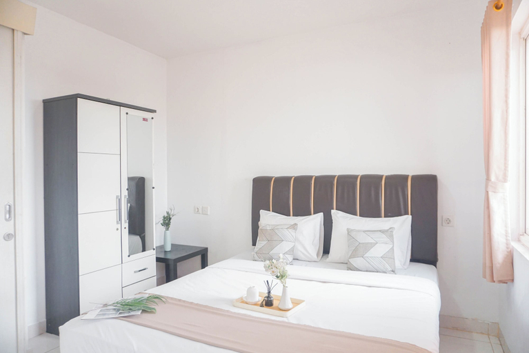 Bedroom, Cozy Living 1BR at Sentul Tower Apartment, Bogor
