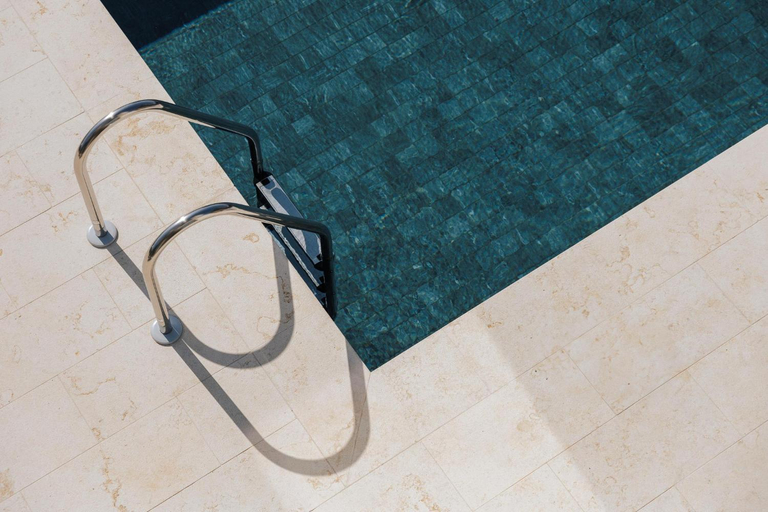 Sport & Beauty 4, Oasis Villa 6