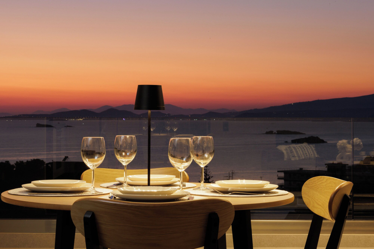 Food & Drinks, Sunshine Apartment, Attica